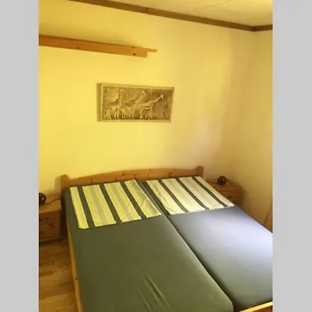 Idyllisch Wohnen Im Weserbergland - Bungalow Mit Phantastischer Aussicht Fuer 4 Personen Polle Exterior photo