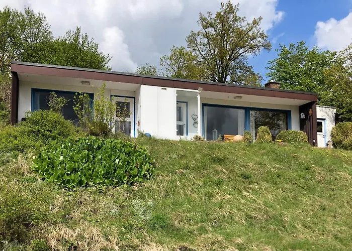 Idyllisch Wohnen Im Weserbergland - Bungalow Mit Phantastischer Aussicht Fuer 4 Personen